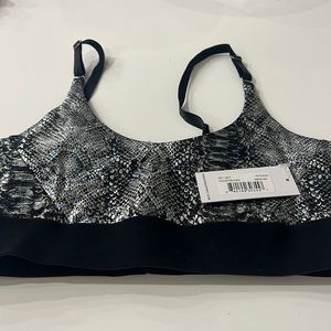 Brand new Heroine Sport Bra